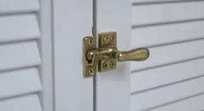 Brooklyn 24 Hour Locksmiths Brooklyn, NY 718-971-9673 - 9-Garage-Door-Locks